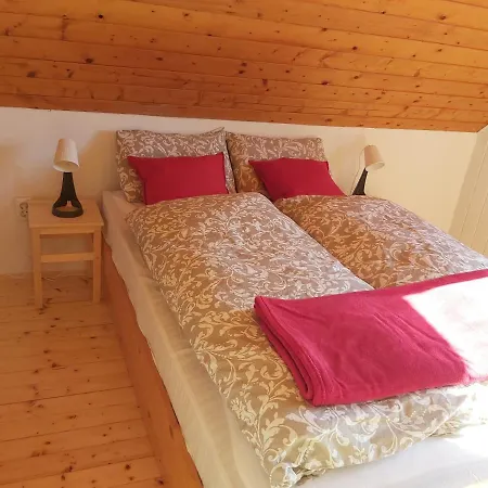 Апартаменты Alpine Village