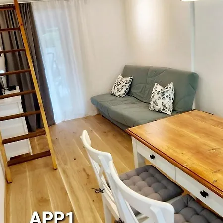 Апартаменты Alpine Village