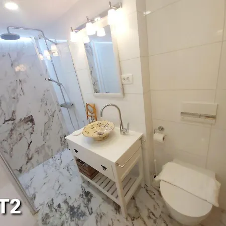 Alpine Village Апартаменты Бохинь