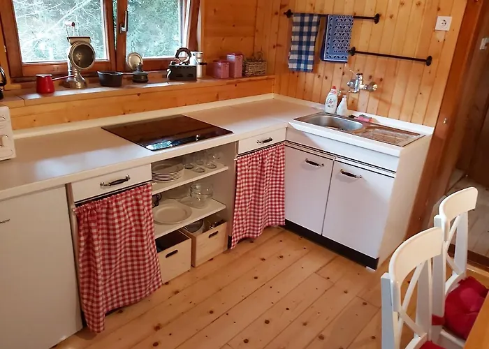 Alpine Village דירה