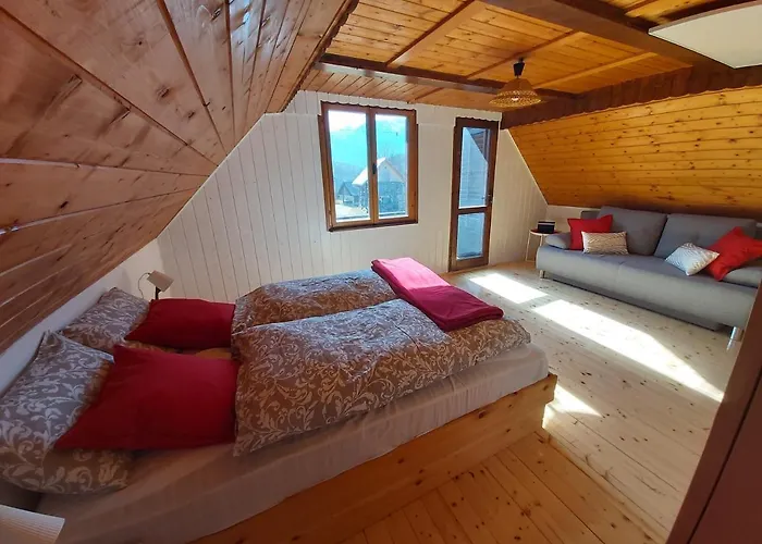 Alpine Village דירה *